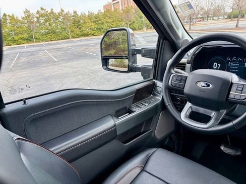 Used 2022 Ford F150 Lariat image 22