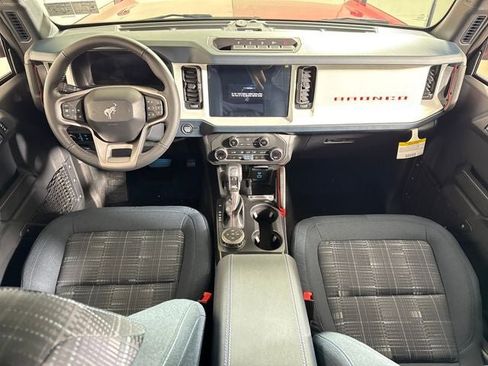 New 2025 Ford Bronco Heritage Edition image 13