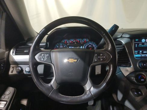 Used 2018 Chevrolet Tahoe LT image 11