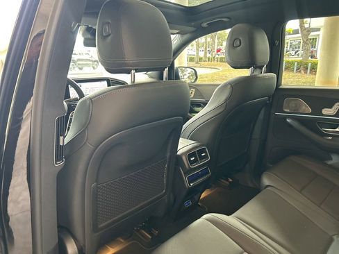 Used 2025 Mercedes-Benz GLS 450 GLS 450 image 48