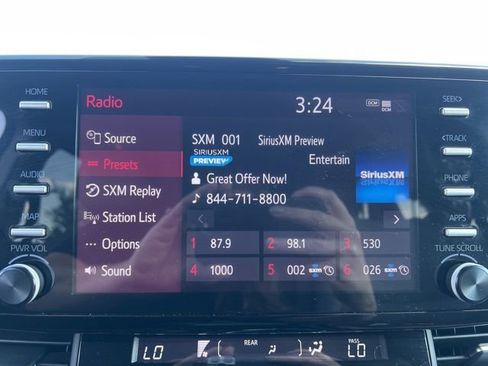 Used 2024 Toyota Sienna XLE image 22