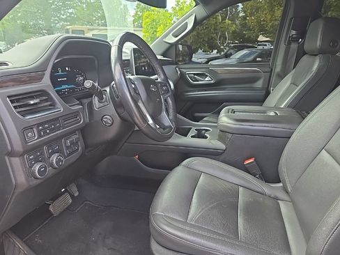 Used 2022 Chevrolet Tahoe LT w/ LT Signature Package AWD/4WD image 9