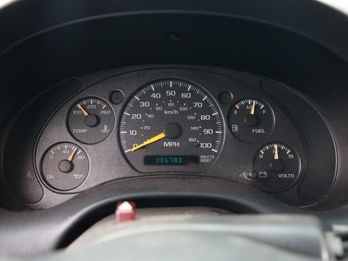 Used 2000 Chevrolet S10 Pickup LS w/ Preferred Equipment Group RWD image 24