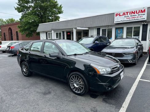 Used 2011 Ford Focus SES w/ 401A Rapid Spec Order Code FWD image 1
