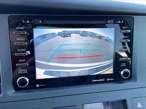 Used 2019 Toyota Sienna LE FWD image 18
