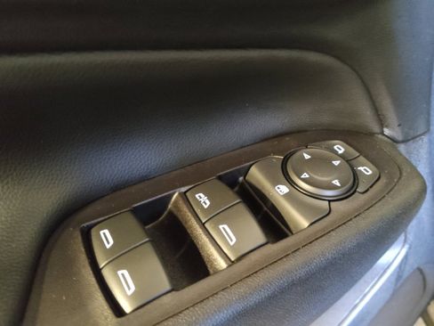 Used 2019 Chevrolet Equinox LT image 27