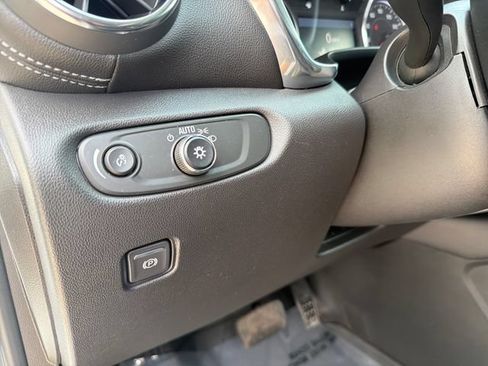Used 2024 Chevrolet Blazer LT w/ LPO, Floor Liner Package FWD image 12