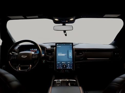 Used 2023 Ford Expedition Max Platinum image 23