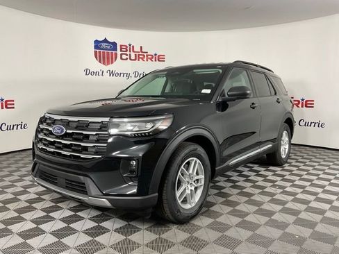 New 2025 Ford Explorer Active w/ Active Comfort Package image 7