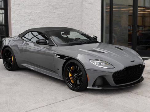Used 2022 Aston Martin DBS Superleggera Volante image 14