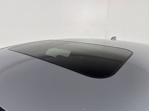 Used 2022 Honda Civic EX image 13