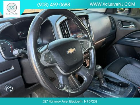 Used 2015 Chevrolet Colorado Z71 AWD/4WD image 9