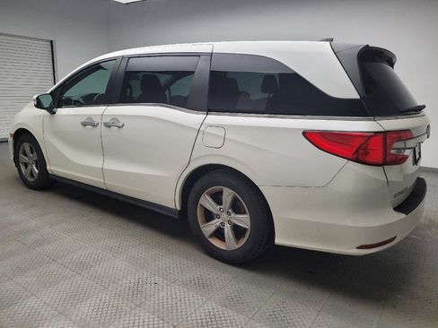 Used 2018 Honda Odyssey EX image 3