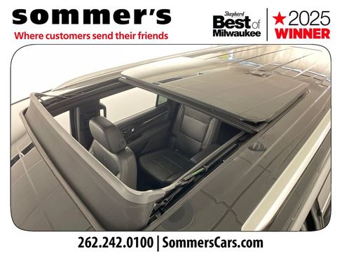 Used 2021 GMC Yukon XL Denali w/ Denali Premium Package AWD/4WD image 19