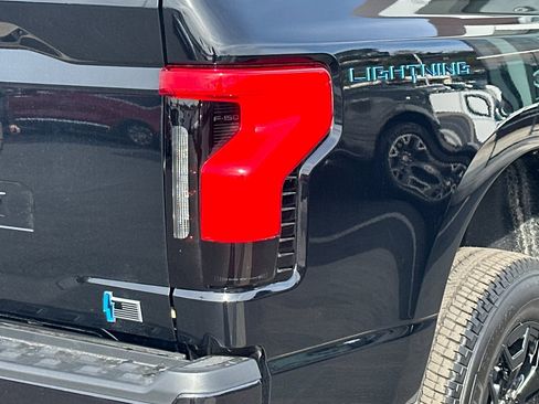 New 2025 Ford F150 Lightning XLT image 24