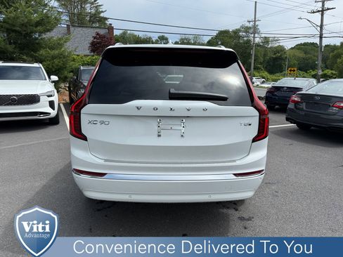 New 2026 Volvo XC90 T8 Plus image 7