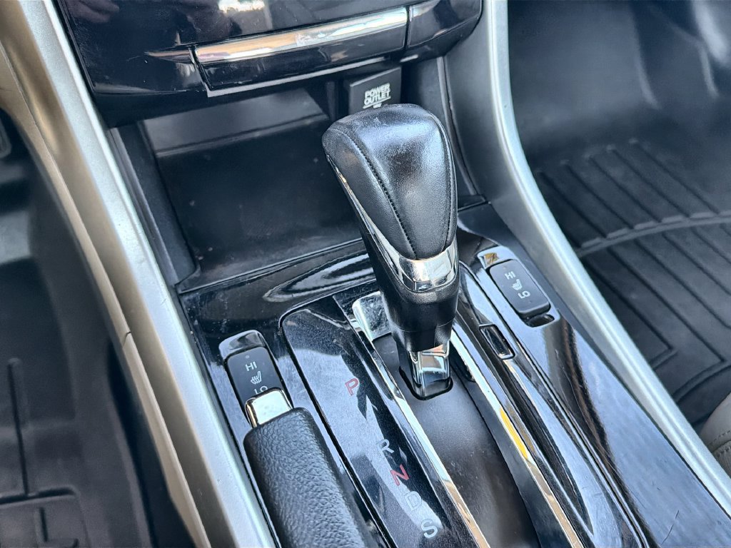 Used 2017 Honda Accord EX-L image 21