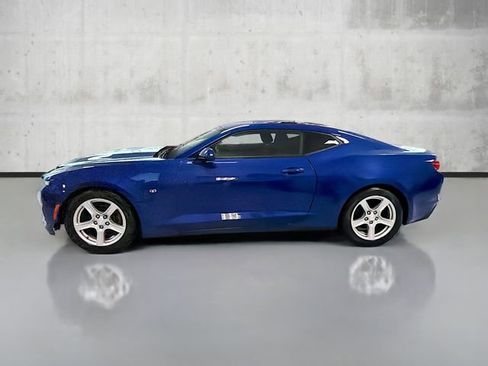 Used 2021 Chevrolet Camaro LT image 8