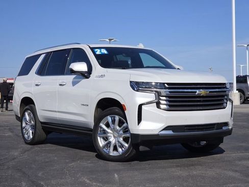 Used 2024 Chevrolet Tahoe High Country image 2