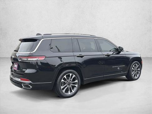 Used 2022 Jeep Grand Cherokee L Overland w/ Advanced Protech Group III image 5