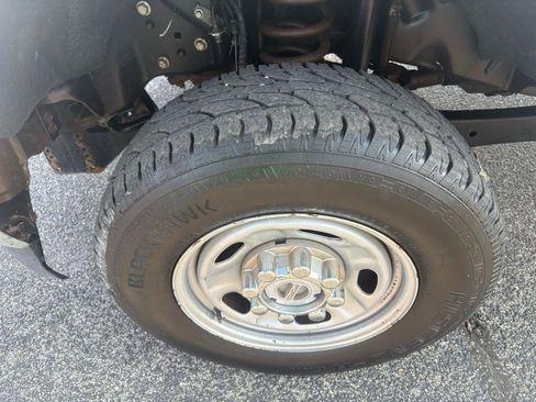Used 2017 Ford F250 XL w/ XL Decor Group AWD/4WD image 19