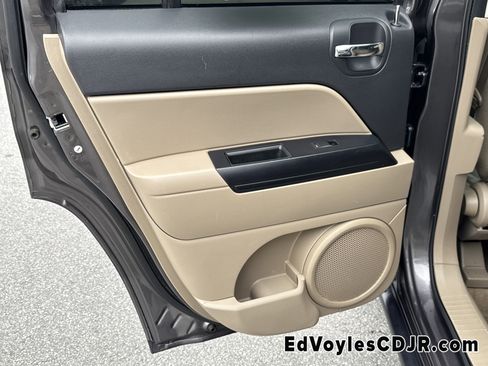 Used 2016 Jeep Patriot Sport w/ Power Value Group image 26