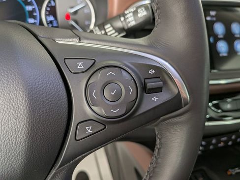 Used 2019 Buick Enclave Avenir w/ Avenir Technology Package image 23