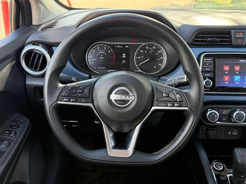 Used 2025 Nissan Versa SV FWD image 28