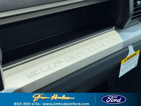 New 2025 Ford F550 2WD Regular Cab Super Duty image 33