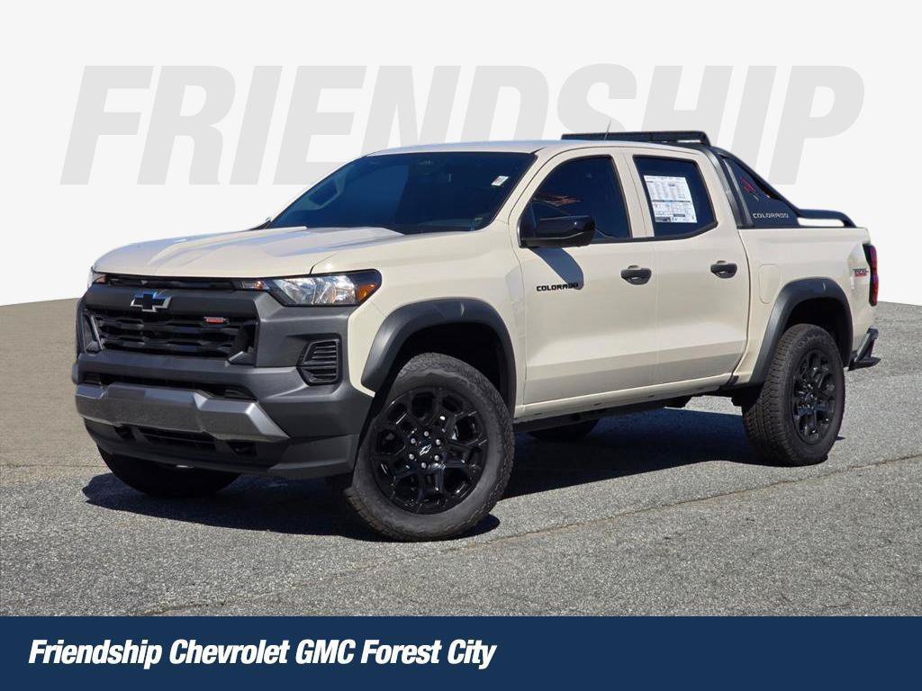 New 2026 Chevrolet Colorado Trail Boss w/ Midnight Edition AWD/4WD image 1