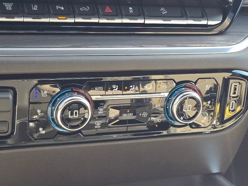 New 2025 GMC Sierra 2500 SLT w/ SLT Premium Package image 15