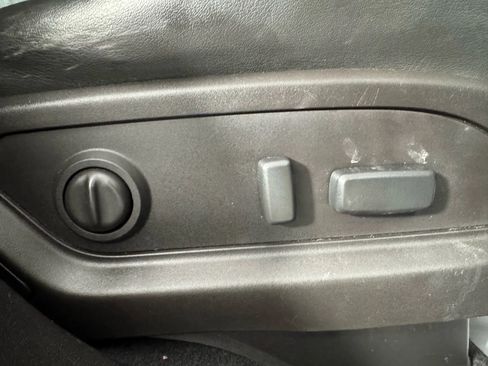 Used 2017 Buick Enclave Leather image 35