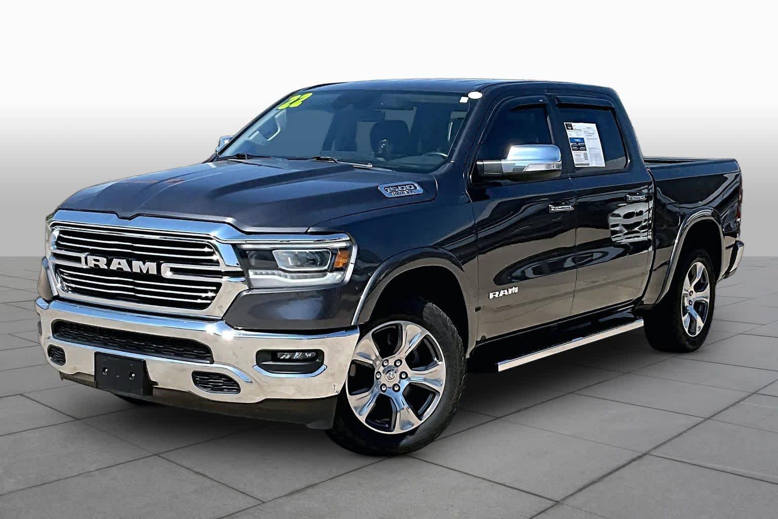 Used 2022 RAM 1500 Laramie AWD/4WD image 2
