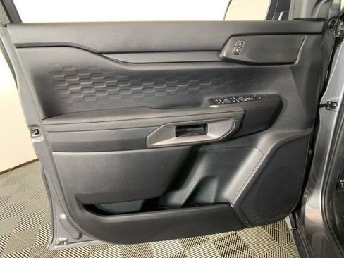 Used 2025 Ford Ranger XLT w/ FX4 Off-Road Package image 32