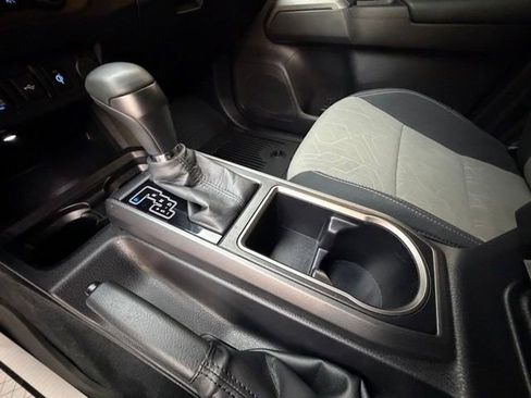Used 2023 Toyota Tacoma TRD Sport AWD/4WD image 22