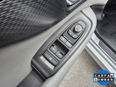 Used 2025 Subaru Legacy Premium image 21