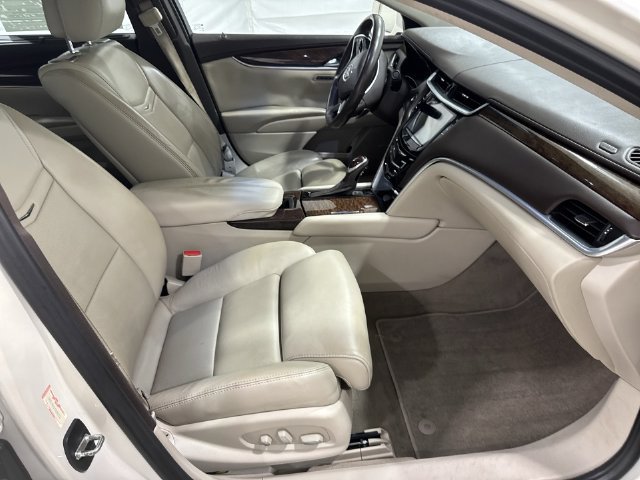 Used 2013 Cadillac XTS Premium FWD image 28