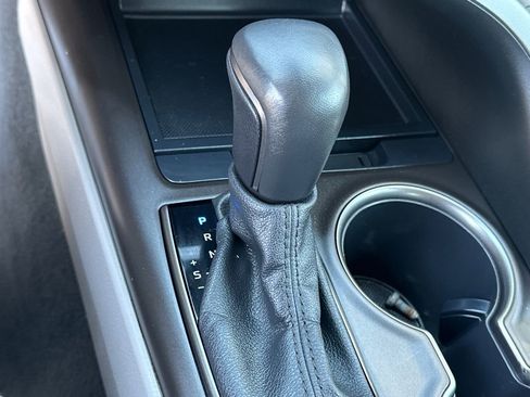 Used 2023 Toyota Camry SE image 31