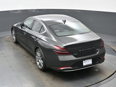 Certified 2023 Genesis G70 2.0T image 40