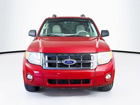 Used 2011 Ford Escape XLT image 6