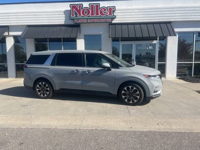 Used 2024 Kia Carnival EX