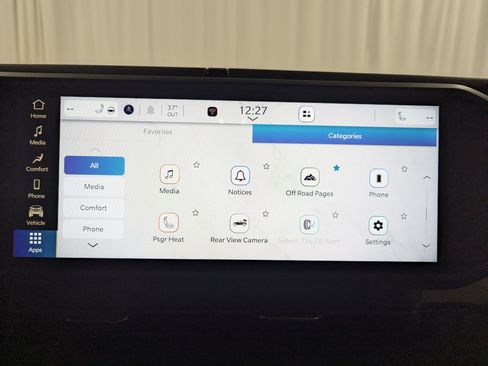 Used 2025 Jeep Wrangler Unlimited Sahara image 21