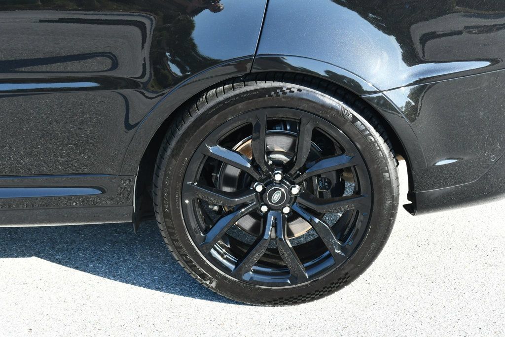 Used 2022 Land Rover Range Rover Sport SVR AWD/4WD image 68