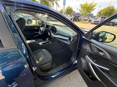 Used 2024 Chevrolet Trax LS w/ Driver Confidence Package FWD image 15