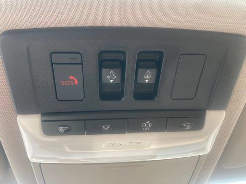 Used 2021 Nissan Rogue Platinum AWD/4WD image 46