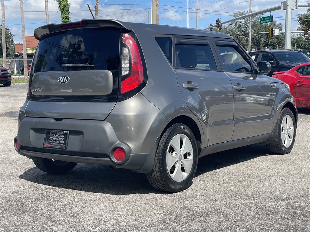 Used 2016 Kia Soul FWD image 12