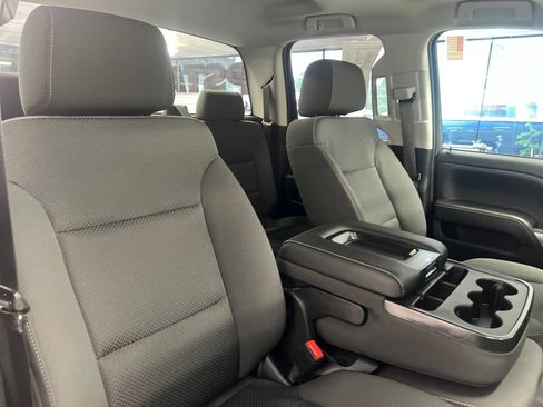 Used 2019 Chevrolet Silverado 1500 LT w/ All Star Edition AWD/4WD image 39