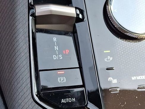 Certified 2025 BMW X3 xDrive30i w/ Premium Package image 12