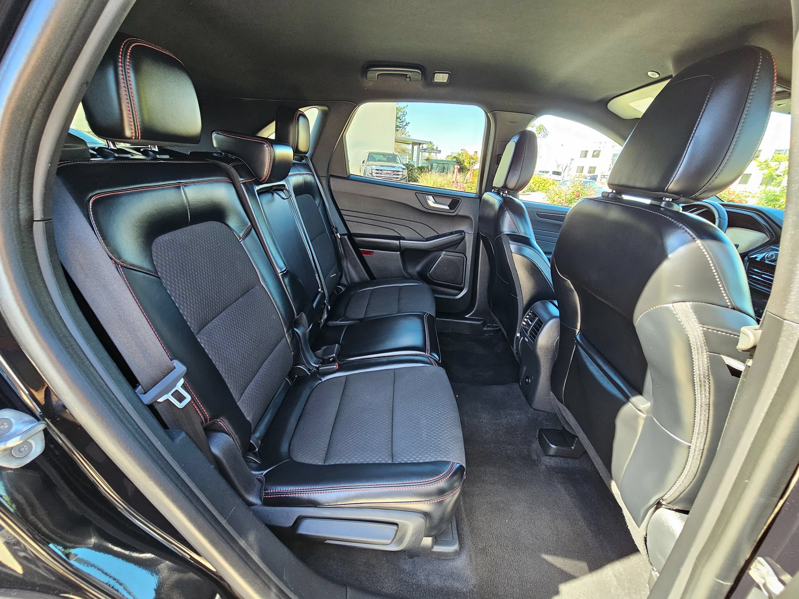 Used 2024 Ford Escape ST-Line FWD image 27