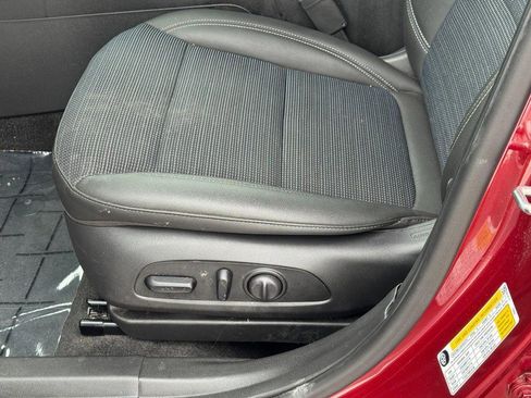 Used 2024 Buick Envista Preferred w/ Convenience I Package image 23